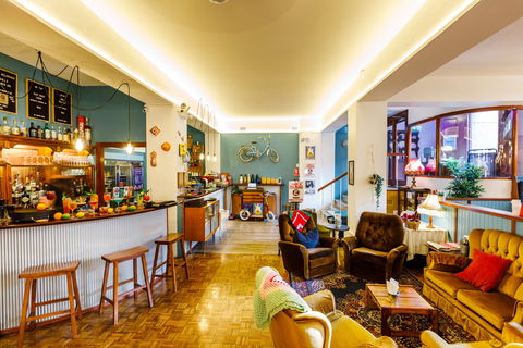 Aunty Ed's Restaurant And Bar - Accommodation Perth 1