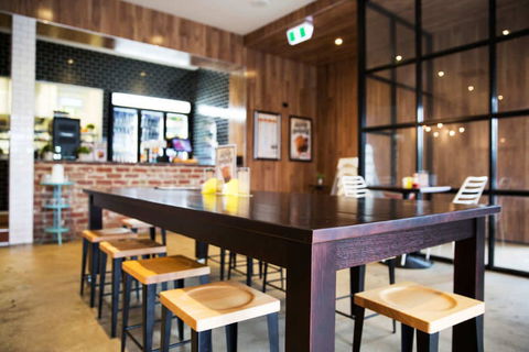 Albion Charles - Accommodation Perth 0