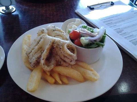 Clubhouse Bistro @ McCracken Country Club - Accommodation Perth 0