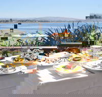 Eat at Whalers - Perth Resorts