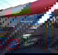 Ivanhoe Court Takeaway - Accommodation Perth