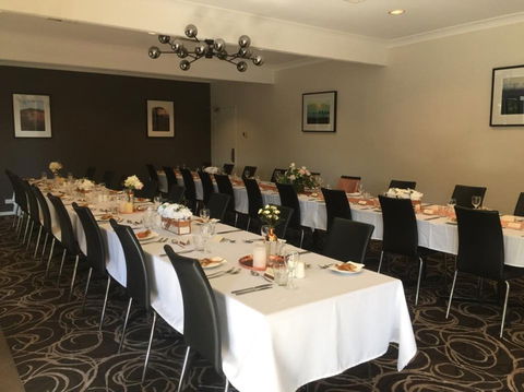 Ewe 'n Me Restaurant - Accommodation Perth 0