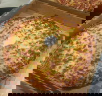 Pizza Deluxe - Accommodation Perth