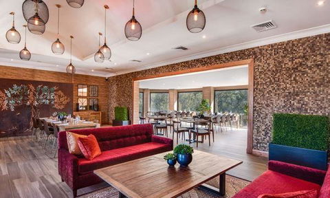 Palki Restaurant - Perth Resorts 6