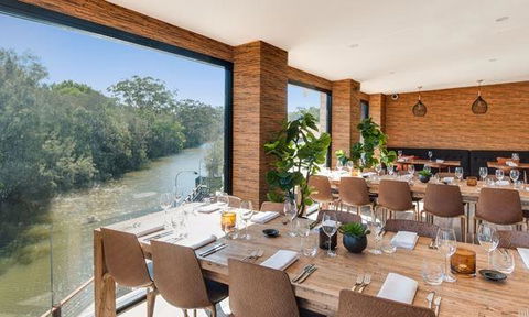 Palki Restaurant - Perth Resorts 8