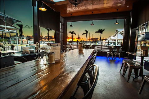 Quay Street Cafe & Bar - Perth Resorts 0