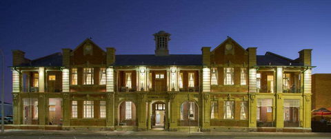 Quality Regent Hotel - Accommodation Perth 0