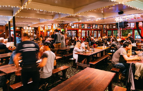 Settlers Tavern - Accommodation Perth 1