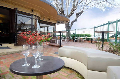 Cafe Moby - Accommodation Perth 0