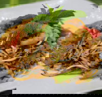 LaksaDee Why - Accommodation Perth