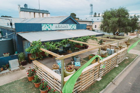 Alicia's Cafe - Accommodation Perth 0