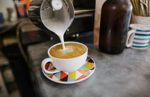Alicia's Cafe - Accommodation Perth 2