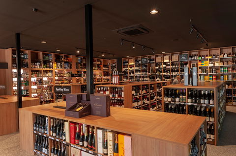 Angas Park Cellars - Accommodation Perth 1