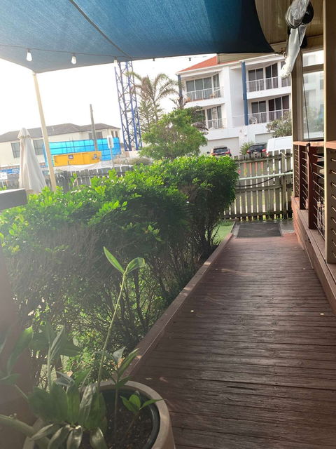 Avvia - Cafe Restaurant - Perth Resorts 0