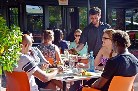 Barra On Todd Restaurant And Bar - Accommodation Perth 2