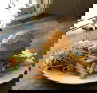 Bowning Hotel Dining - Accommodation Perth
