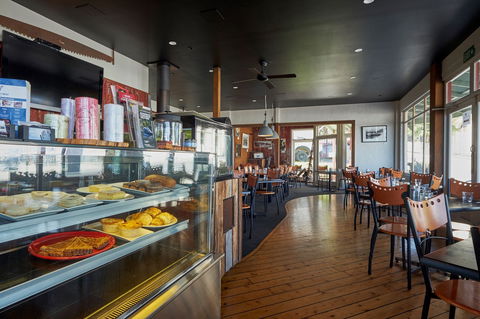 Bushman's - Accommodation Perth 2