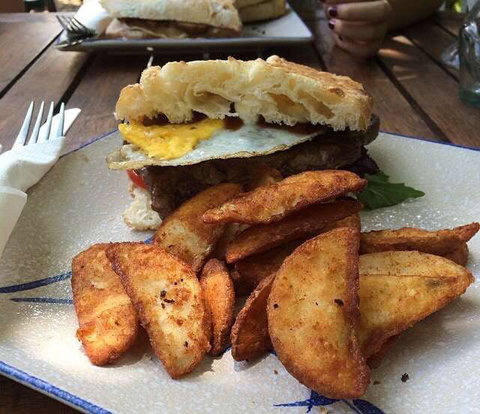 Golden Horse Chinese - Accommodation Perth 0