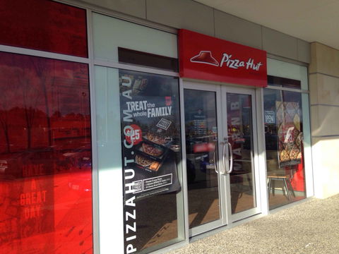 Pizza Hut - Accommodation Perth 0