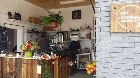 Ash + Monties Espresso Bar And Kitchen - Accommodation Perth 0