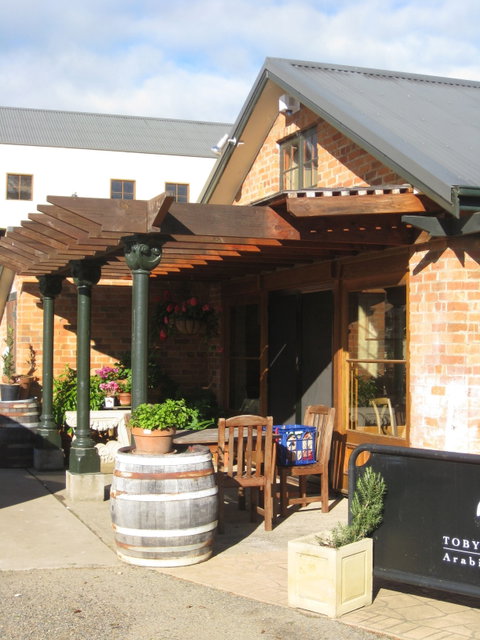 Eling Forest Cellar Door And Cafe - Perth Resorts 1