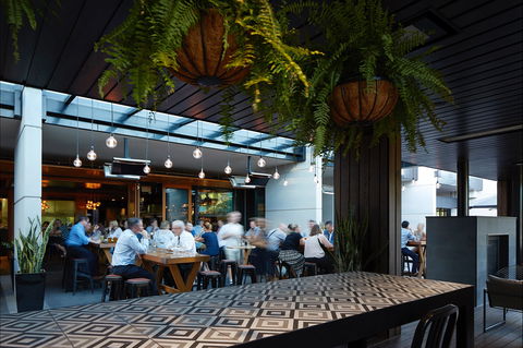 Ostani Lounge, Bar & Restaurant - Accommodation Perth 1