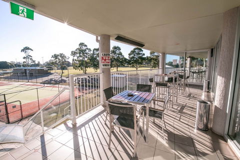 Sports Club Bistro - Lismore Workers Sports Club - Accommodation Perth 2