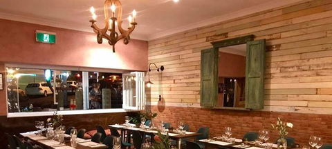A Treat Of France - Accommodation Perth 1