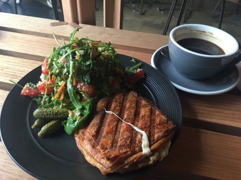Abbots And Kinney - Accommodation Perth 0