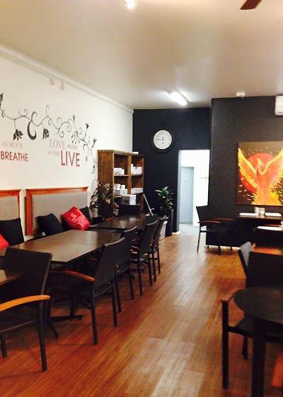 Aliza's Place Cafe - Accommodation Perth 3