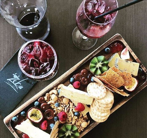 Zebu Bar & Grill - Perth Resorts 17