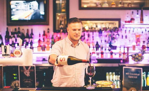 Zebu Bar & Grill - Perth Resorts 18