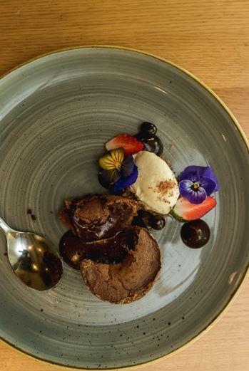 Zebu Bar & Grill - Perth Resorts 21