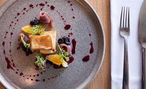 Zebu Bar & Grill - Perth Resorts 30