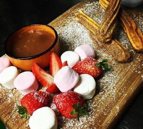 Agatha's Licensed Cafe - Perth Resorts 13