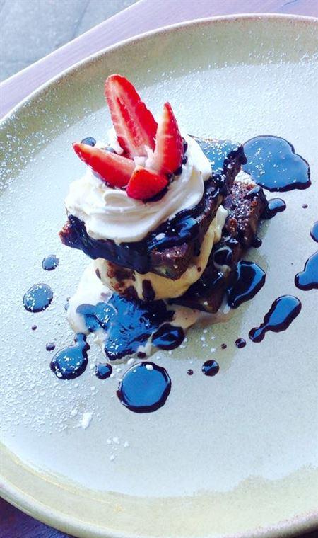 Agatha's Licensed Cafe - Perth Resorts 4