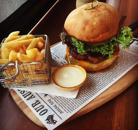 Agatha's Licensed Cafe - Perth Resorts 5