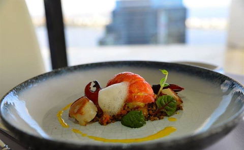 C Restaurant - Perth Resorts 12
