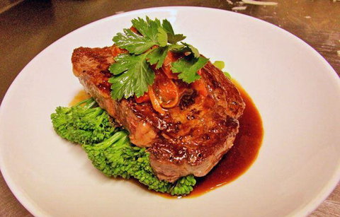 Charlie Lovett - Accommodation Perth 10