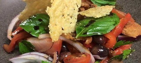 Charlie Lovett - Accommodation Perth 3