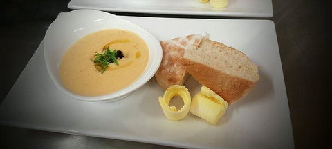 The Parkview Restaurant - Perth Resorts 3