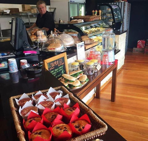 Abstract Cafe - Accommodation Perth 10