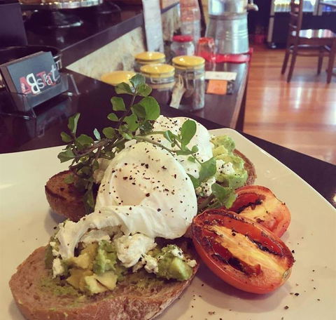 Abstract Cafe - Accommodation Perth 8