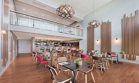 Altitude On Montville - Perth Resorts 4