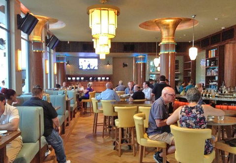 Apollo Bay Wine Bar & Coffee Shop - Accommodation Perth 6
