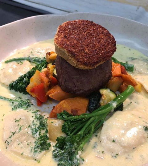 Enrico's - Perth Resorts 8