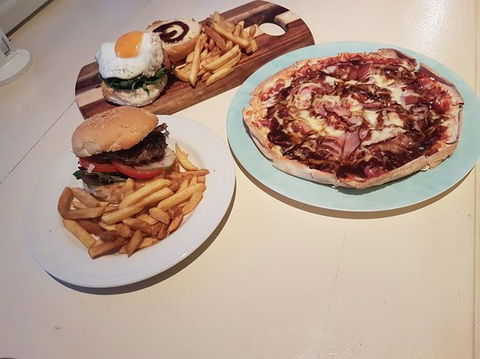 PJ's Bar - Accommodation Perth 0