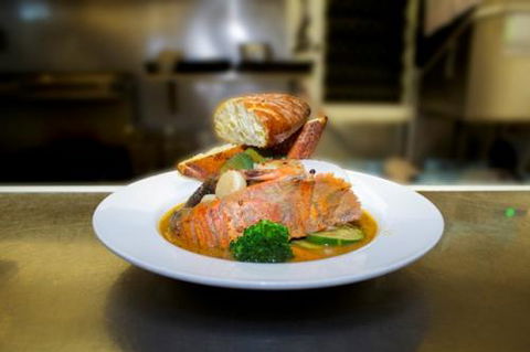 KBR’s Licensed Restaurant - Accommodation Perth 2