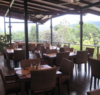 Highlander Tavern Restaurant  Bar - Perth Resorts