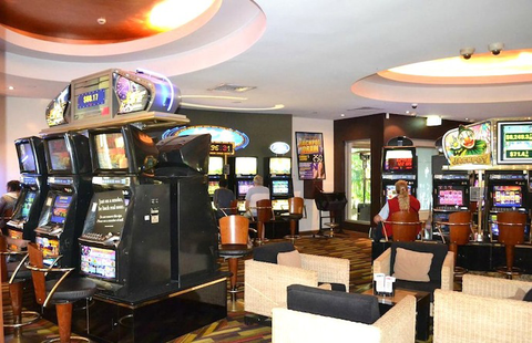 Helensvale Tavern - Perth Resorts 3